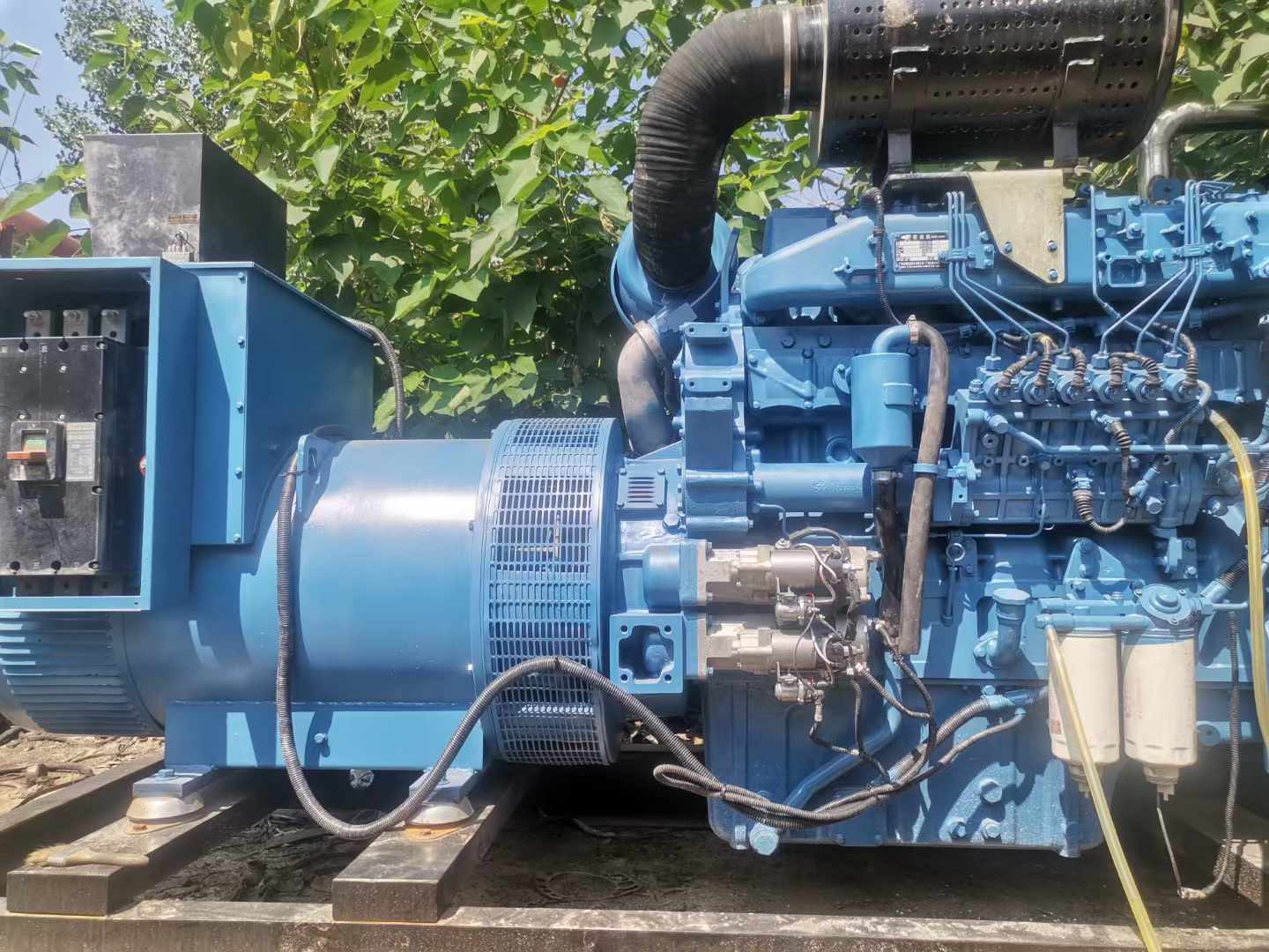 林甸详细说明降低 800kW 柴油发电机输出电流波动的方法