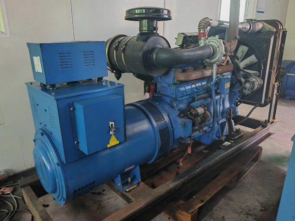 林甸100kW柴油发电机组使用多级机油有哪些优缺点？